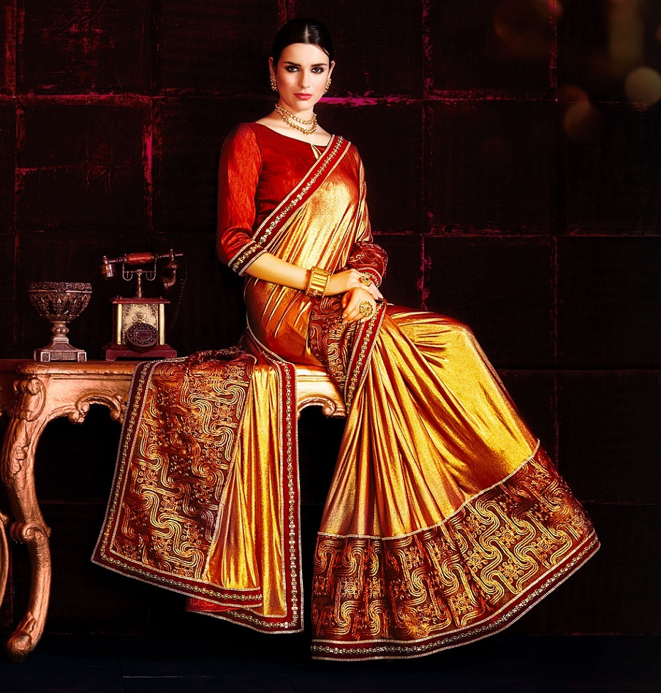 Saree Woman Croped B
